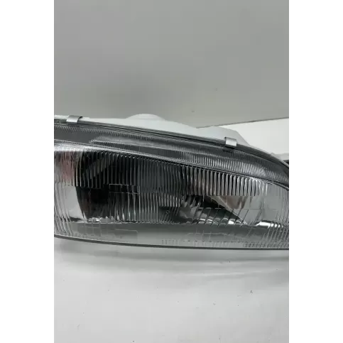 22041045 фара задняя Subaru Impreza I 1998