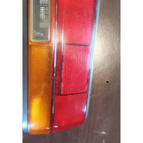 22063283 фара задняя Nissan Bluebird 1984
