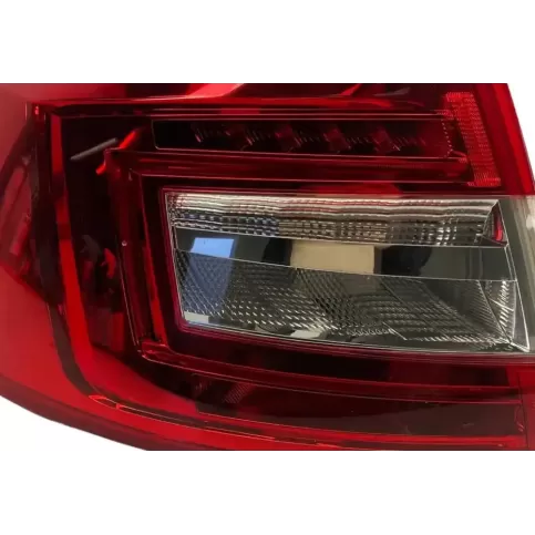 2SK01288301AA фара задняя Skoda Octavia Mk3 (5E) 2013