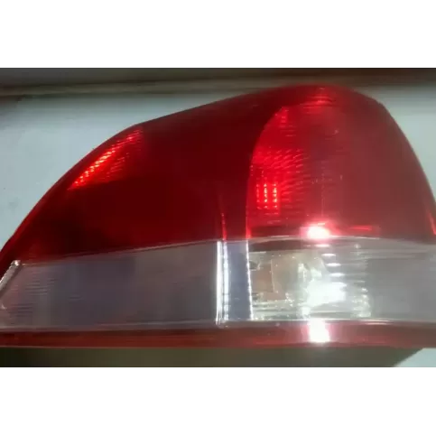 44303 фара задня Opel Vectra C 2004