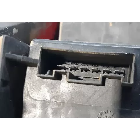 63217165738 фара задня BMW 7 E65 E66 2001