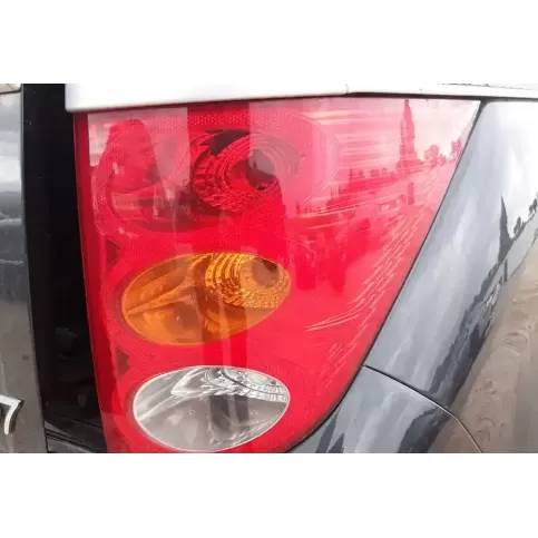 8903153334 фара задня Peugeot 1007 2005