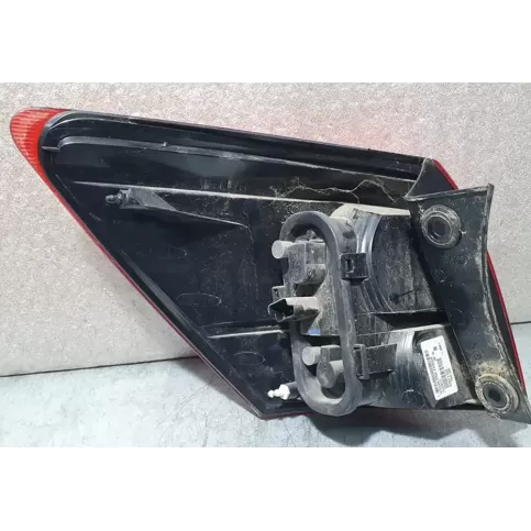89071168 фара задняя Nissan Qashqai 2007