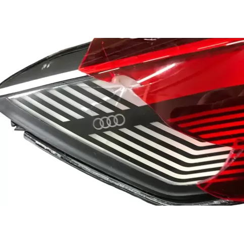 89A945091 фара задня Audi Q4 Sportback e-tron 2021