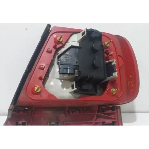 8D0945095G фара задня Audi A4 S4 B5 8D 1995