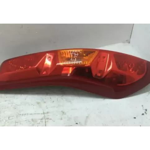 9065450304 фара задняя Nissan X-Trail T31 2011