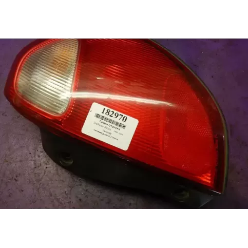 9310101R фара задняя Daihatsu Sirion 1998