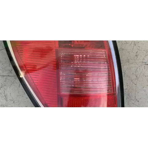 93182992 фара задня Opel Astra H 2006