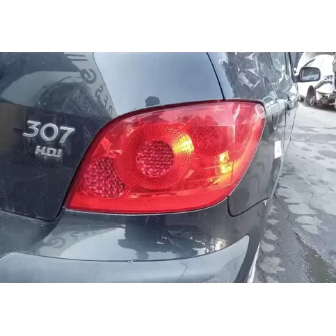 9655767480 фара задняя Peugeot 307 2004