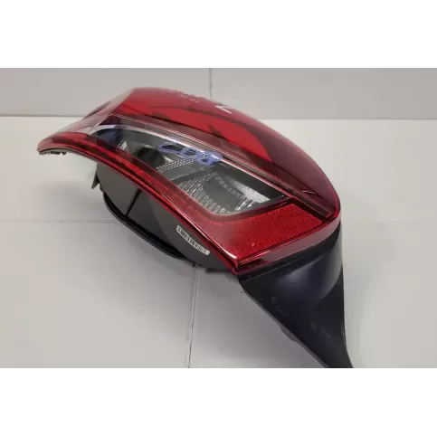 A9M13795089 фара задняя Peugeot 208 2020