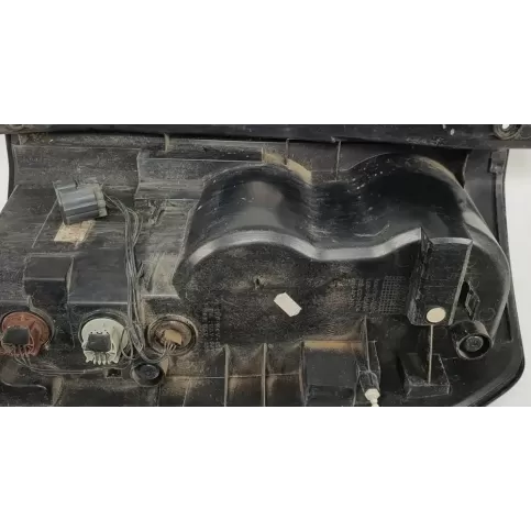 AH22-13405-AC фара задняя Land Rover Discovery 4 - LR4 2010