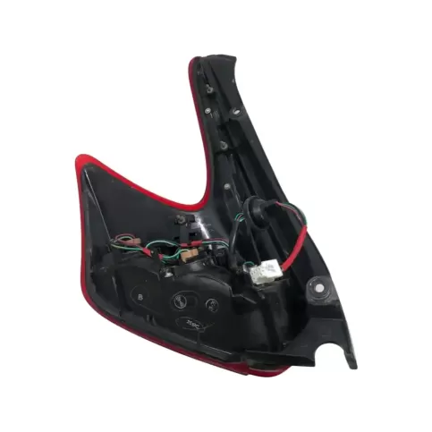 AIP2RST фара задняя Nissan Juke I F15 2012