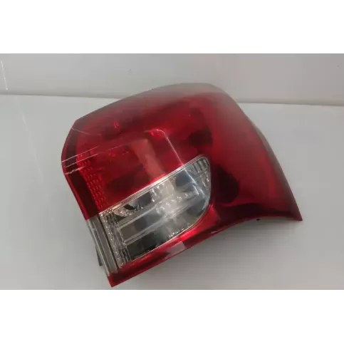 E2-B5-49-2 фара задня Hyundai ix20 2010