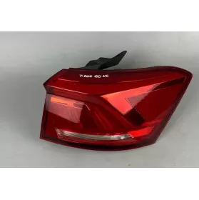 RE2891000102 фара задня Volkswagen T-Roc 2020