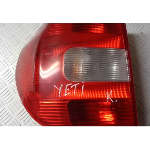 ZSB5L0945095 фара задняя Skoda Yeti (5L) 2011