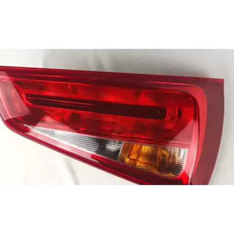 01043602 фара задняя Audi A1 2010
