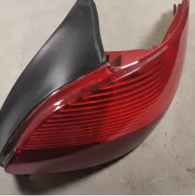 085501921RF фара задняя Peugeot 206 2000