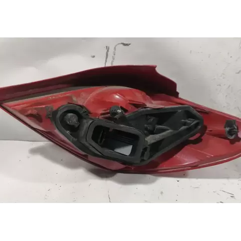 085501944L фара задняя Peugeot 207 2009