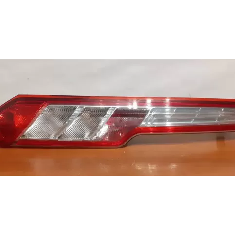 151656481 фара задняя Ford Transit Custom 2015