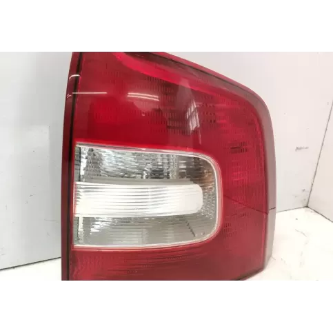 156651917RB фара задня Skoda Octavia Mk2 (1Z) 2010