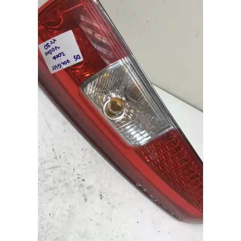 160986 фара задняя Volvo XC70 2006