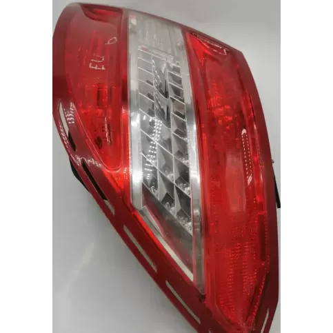 2048202064R фара задняя Mercedes-Benz C W204 2010