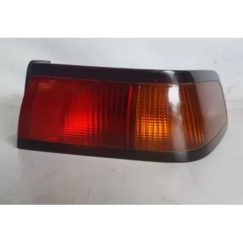 22076447 фара задняя Toyota Camry 1999