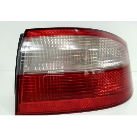23450202 фара задня Hyundai Santa Fe 2001