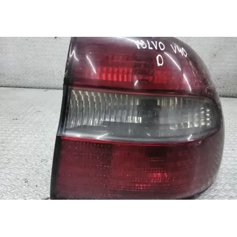 28562005 фара задняя Volvo S40, V40 1999