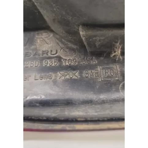 2SD935709 фара задняя Subaru Legacy 2001