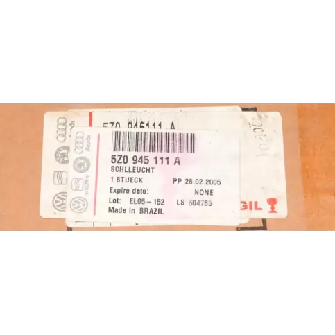 5Z0945111A фара задня Volkswagen Fox 2008