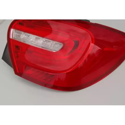 6102003337 фара задняя Mercedes-Benz A W176 2018