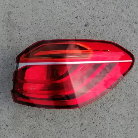 63217328154 фара задня BMW 2 F46 2015