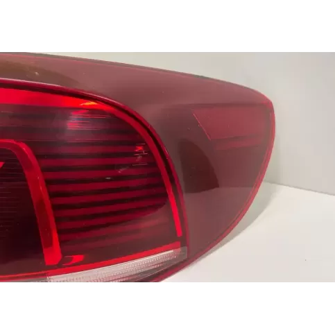 81170201 фара задняя Volkswagen PASSAT CC 2012