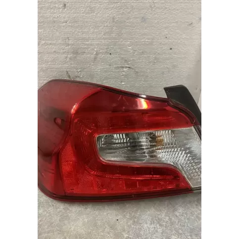 84201VA030 фара задня Subaru Legacy 2015