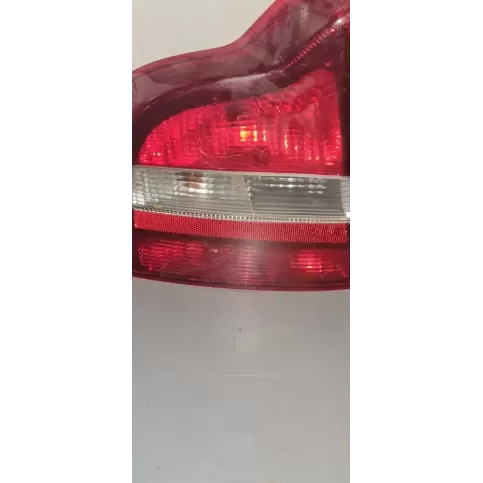8477916 фара задня Volvo S80 2001