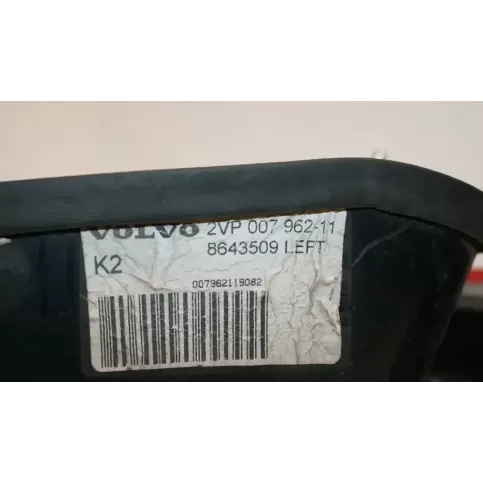 8643509 фара задня Volvo S80 1999