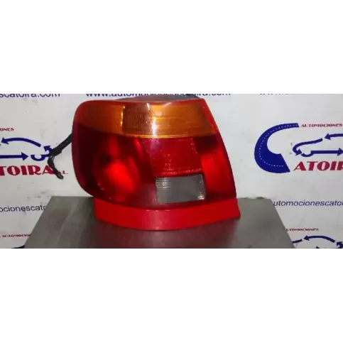 8DO945095A фара задня Audi A4 S4 B5 8D 1996