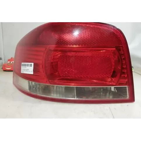 8P0945095023S фара задня Audi A3 S3 8L 2000