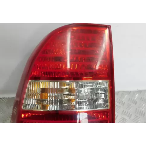 924011F010 фара задня KIA Sportage 2006