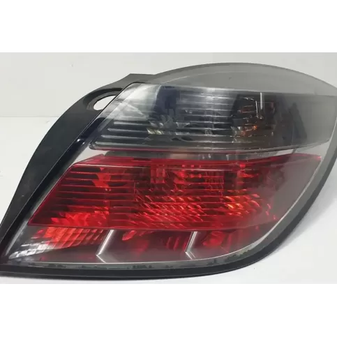 93357460SAE фара задня Opel Astra H 2005