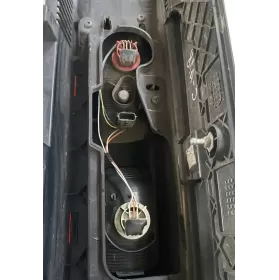 93450969 фара задня Opel Vivaro 2015