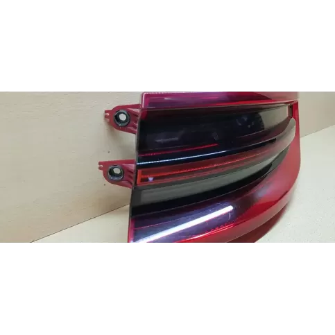 95B945093 фара задня Porsche Macan 2016