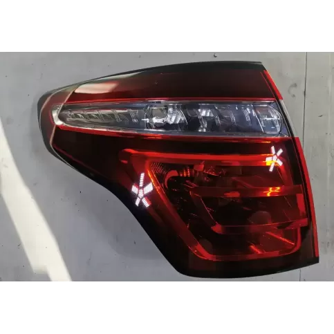 9673164880 фара задняя Citroen C4 I Picasso 2013
