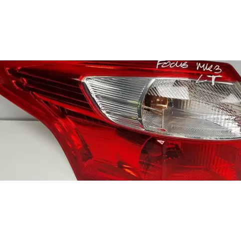 BM51-13405-G фара задняя Ford Focus 2013