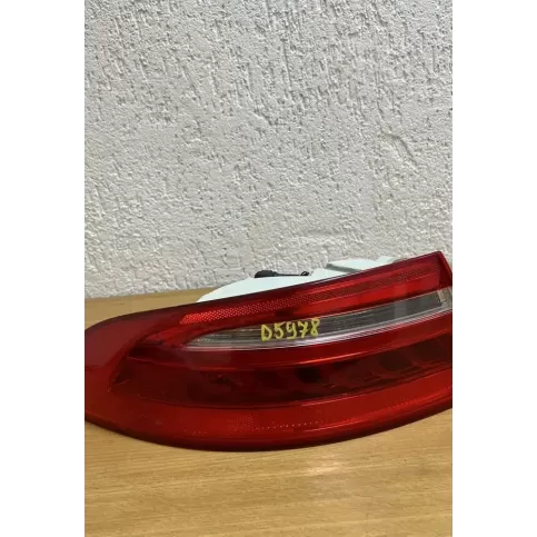 D5978 фара задняя Jaguar XE 2015