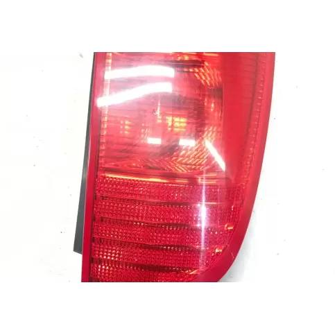 K4884 фара задня Mitsubishi Colt 2005