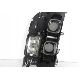 L8B2-13405-CE фара задняя Land Rover Defender 2020