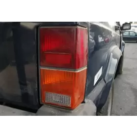 SF8956000120 фара задняя Jeep Cherokee 1991