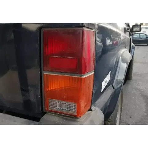 SF8956000120 фара задняя Jeep Cherokee 1991